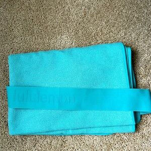 Lululemon Yoga Mat Towel with Grip, Brand New, Never Used